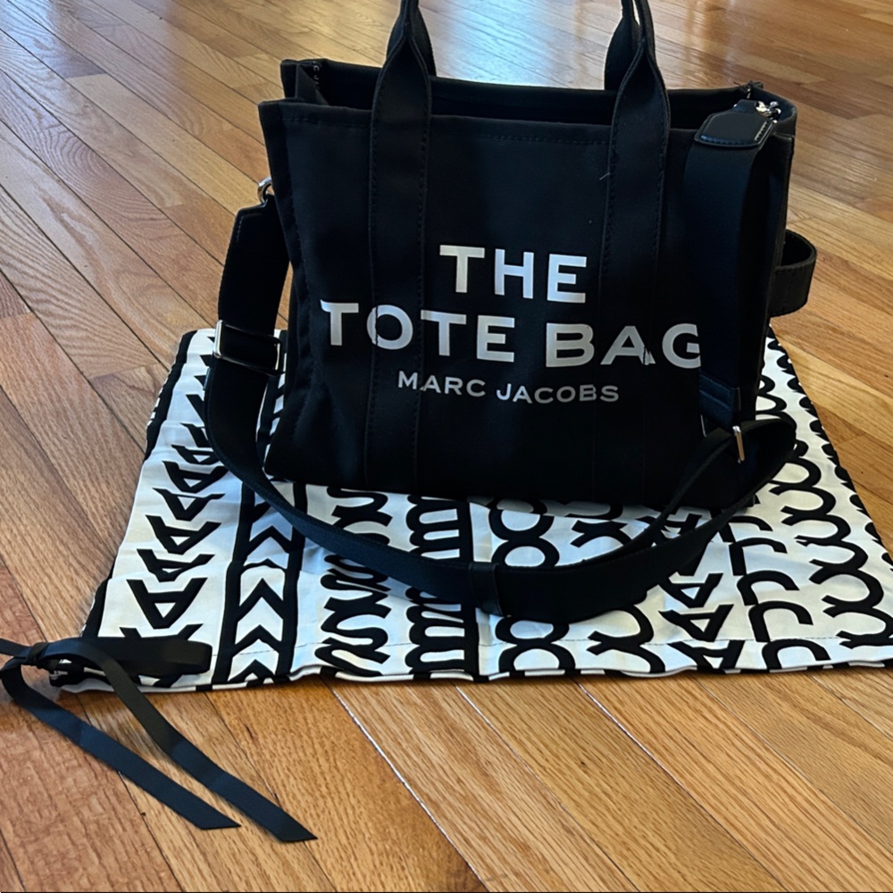 Marc Jacobs Black and White Tote Bag